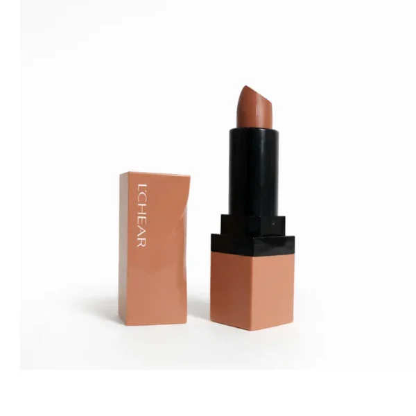 أحمر شفاه "إلشير" المخملي (رقم 6) - لون نيود دافئ بتركيبة كريمية مطفية L'CHEAR Velvet Matte Lipstick No. 6 - Natural Nude Shade