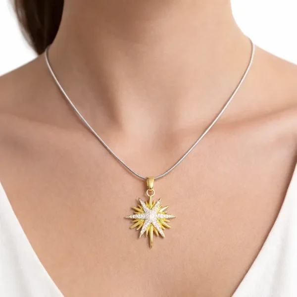 عقد "سديم النجوم" - ستانلس ستيل عالي الجودة بتصميم ثنائي اللون Celestial Star Necklace - Premium Stainless Steel - Two-Tone Finish